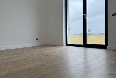 Casă cu 4 camere în Berceni - 10