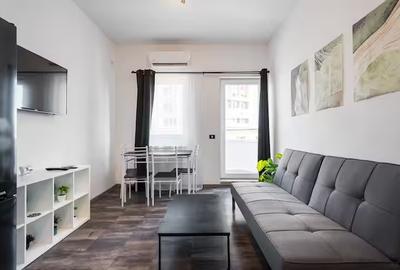 Unirii Metro/Calea Victoriei: 2 Rooms  55 m² Stylish Monochrome | AN541-11A-Et5 - 2