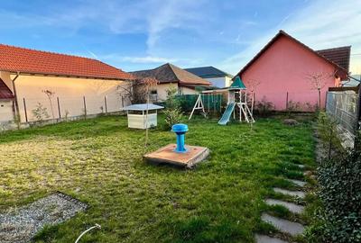 Apartament cu 3 camere semidecomandat în Semicentral - 2