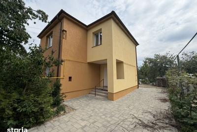Casă cu 3 camere cu Teren 439 Mp în Central