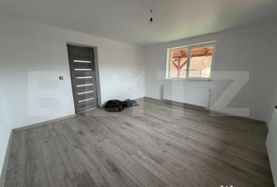 Casă cu 3 camere cu Teren 1000 Mp în Central - 9