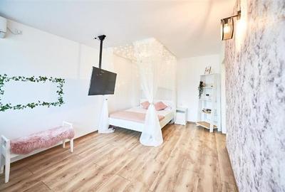 Garsoniera cu Jacuzzi, Priveliste Superba si Randament Investitional de Pana la - 4