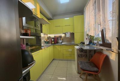 Apartament cu 3 camere semidecomandat, mobilat în Bucureștii Noi - 12