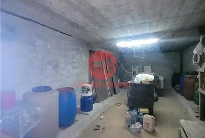 Casă cu Teren 2500 Mp în Lazu - 2