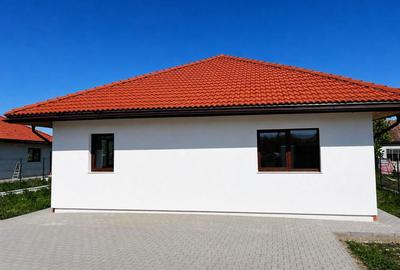 Casă cu 4 camere cu Teren 750 Mp în Jucu - 8