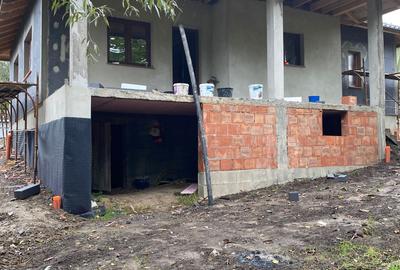 Casă cu 4 camere în Fălticeni - 12