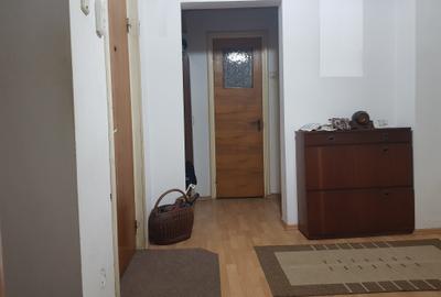 Apartament 4 camere, centrala termica, loc de parcare, etaj 1, Trivale, Profi - 2