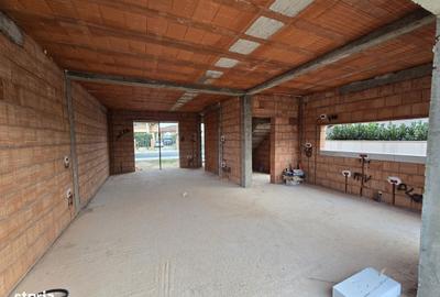 Casă cu 3 camere în Central - 2