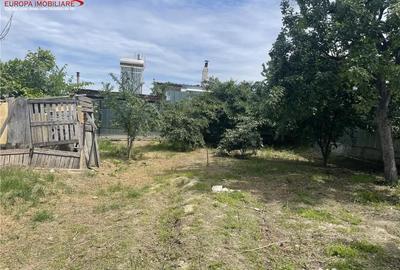 Teren de 392 mp, în Monumentului