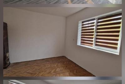 Casă cu 4 camere în Ciocmani - 6