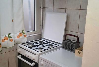 Apartament cu 2 camere decomandat în 1 Mai - 2