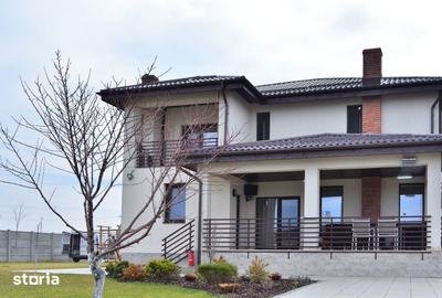 Casă cu 5 camere cu Teren 1100 Mp în Joița - 4