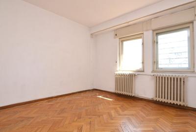 Apartament cu 4 camere decomandat în Unirii - 13