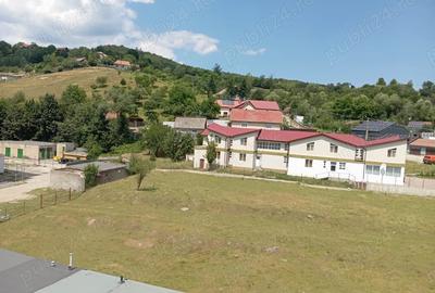 Vand apartament 2 camere la munte, in Zarnesti (Blocuri), jud. Brasov. Decomandat, 52 mp, et. 4 - 9