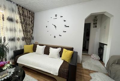 Apartament cu 3 camere semidecomandat în Vest - 1