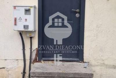 Casa  de cultura- spatiu comercial - 11