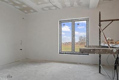 Casa parter complet finalizata 140 mp utili, teren 750 mp - 1