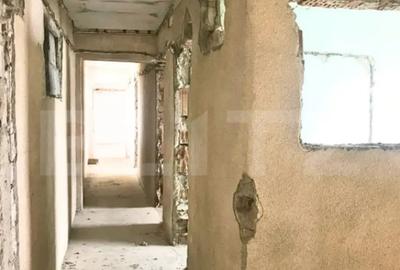 Spațiu comercial, de 549 mp, în Central - 16