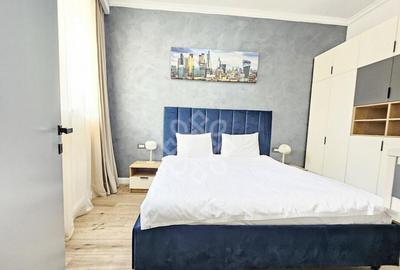 Apartament cu 3 camere semidecomandat în Central - 1