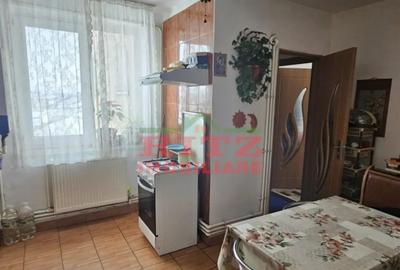 Apartament cu 3 camere decomandat în Central - 8