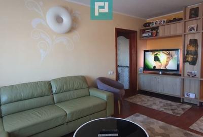 Apartament cu 3 camere decomandat, mobilat în P-ța Doina - 2