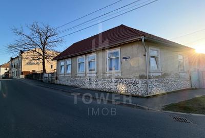 Casă individuală cu 4 camere cu Canalizare în Central - 2