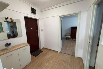Apartament cu 2 camere decomandat în Central - 1
