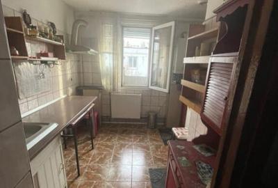 APARTAMENT 3 , 4/4 VANZARE DRUMUL TABEREI - 4