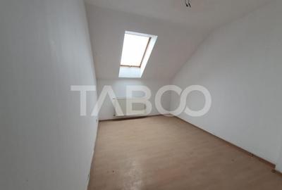 Apartament 2 camere decomandat etaju 5 structura BCA 40 mp z - 3