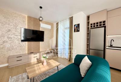 Apartament cu 3 camere decomandat, mobilat în Torontalului