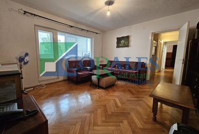Apartament cu 3 camere semidecomandat în Girocului - 2