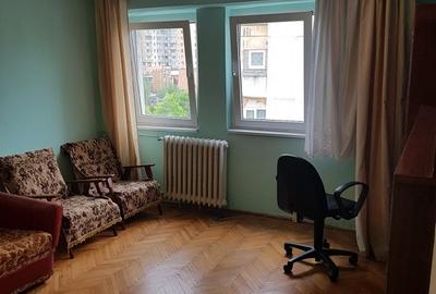Garsonieră decomandată, mobilată în Mărăști