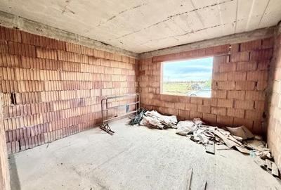 Casă cu 6 camere cu Teren 533 Mp în Ianova - 5