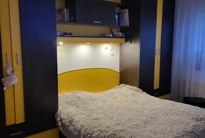 GARA ARCU 3 CAMERE DECOMANDAT 80 MP MOBILAT SI UTILAT  BLOC 1988  COD 161029 - 7