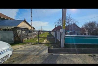 Vanzare teren intravilan zona limitrofa ora?ului - 2