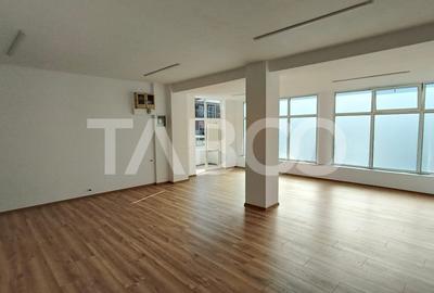 Spatiu comercial de inchiriat in Sebes zona centrala - 2