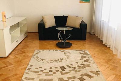 Apartament cu 3 camere decomandat în Titan - 1