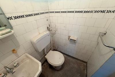 Apartament cu 3 camere decomandat în Central - 11