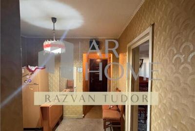 Apartament 4 camere , P-ta Mihai Viteazul , zona centrala, P - 6