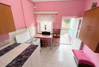 Casă cu Teren 1379 Mp în Central
