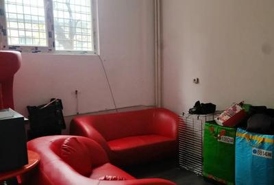 Inchiriez spa?iu comercial - 2