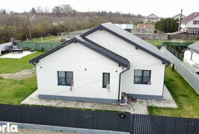 Casă cu 4 camere cu Teren 720 Mp în Hemeiuș - 3