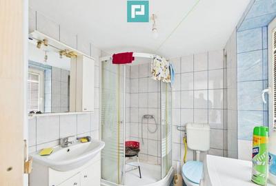 Casa de vanzare la grani?a - 4