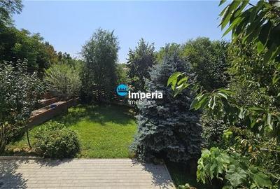 Vila duplex cu 3 dormitoare, curte 300 mp și priveliste superba - 1