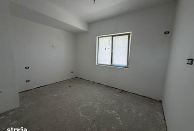 Casă cu 4 camere cu Teren 400 Mp în Domnești - 10