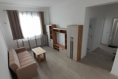 Apartament cu 2 camere decomandat în Roșu