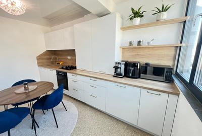 Apartament cu 3 camere decomandat în Central - 1