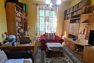 Apartament 2 camere,curte comuna/4 proprietari - 13