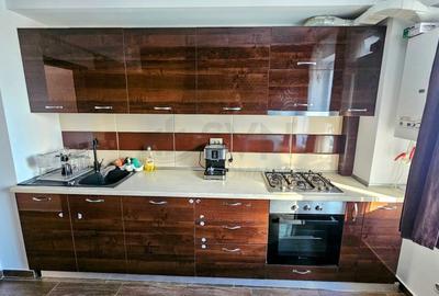 REA1021734 Apartament 3 camere de inchiriat zona Pacii - 1