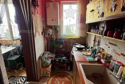 Garsonieră în Vest - 2